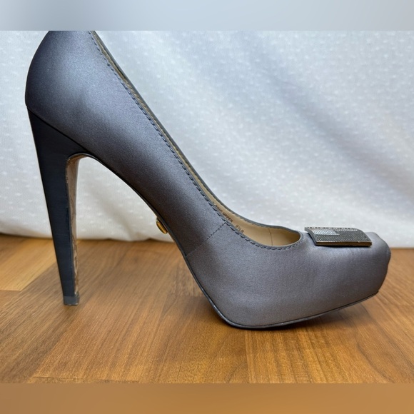 L.A.M.B. Gray Satin Heels – Size 9.5 – Elegant Designer Pumps - Picture 11 of 12
